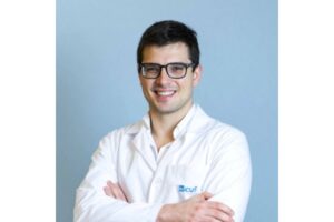 Dr. João André Carvalho