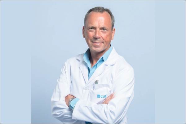 Dr. Nuno Campos