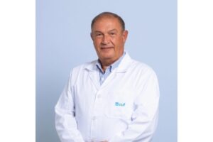Dr. Carlos Gaspar