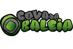 o Parque Aventura Cova da Baleia se destaca como uma opção imperdível entre os parques de diversões do país.