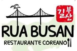 Rua Busan apresenta uma atmosfera vibrante e acolhedora, além de pratos clássicos de comida coreana, consolidando-se entre os melhores restaurantes coreanos da região